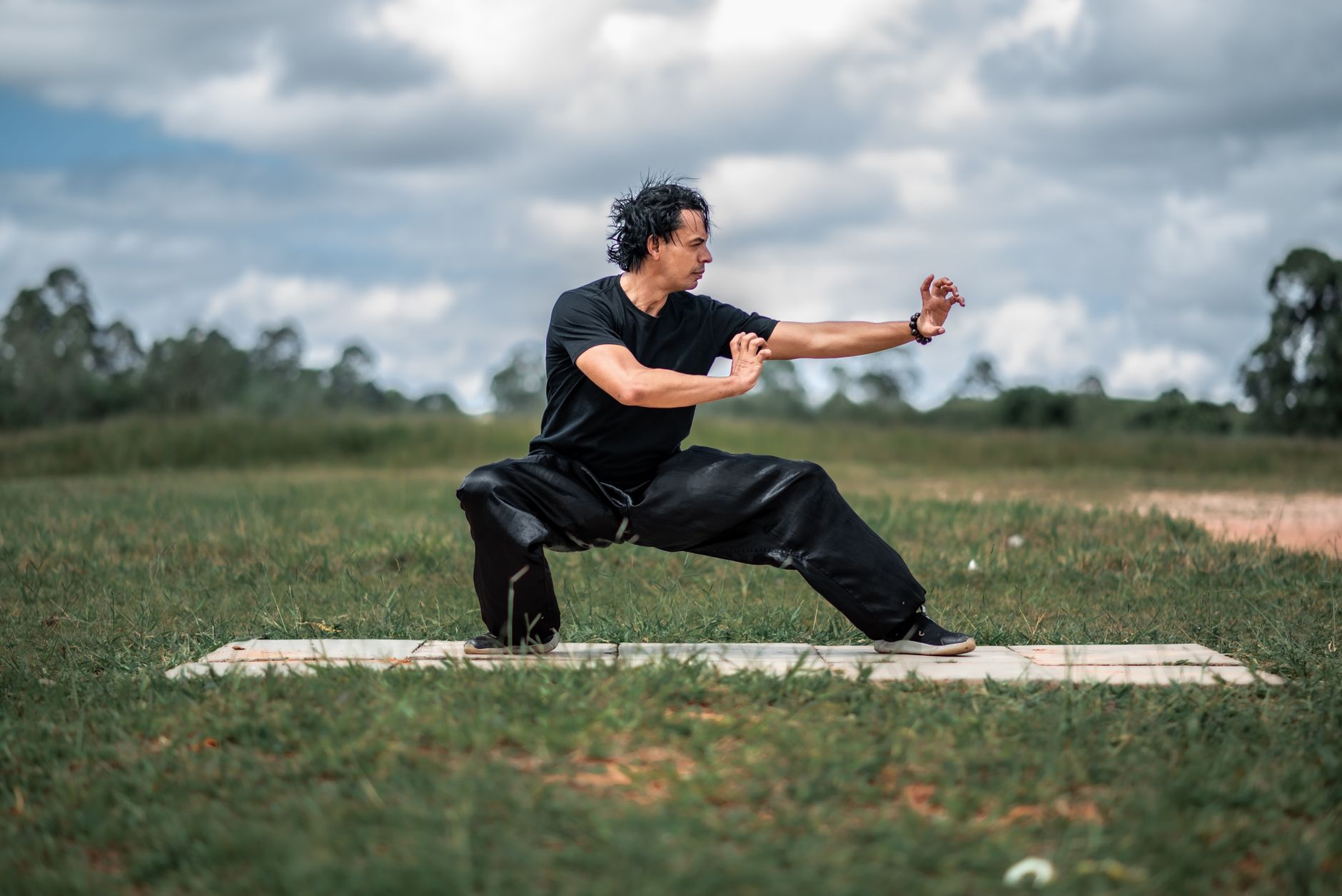 Tai chi et yoga : équilibre et prévention des chutes